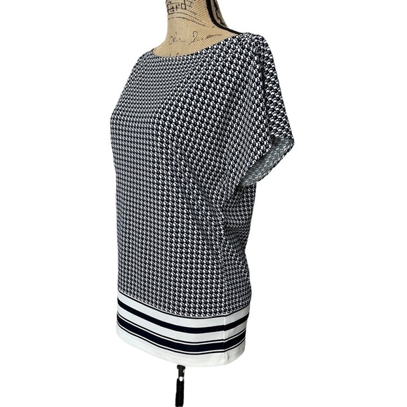 Ann Taylor Flutter Sleeve Blouse Navy and White with Circles and Band Waist Top - Picture 5 of 12